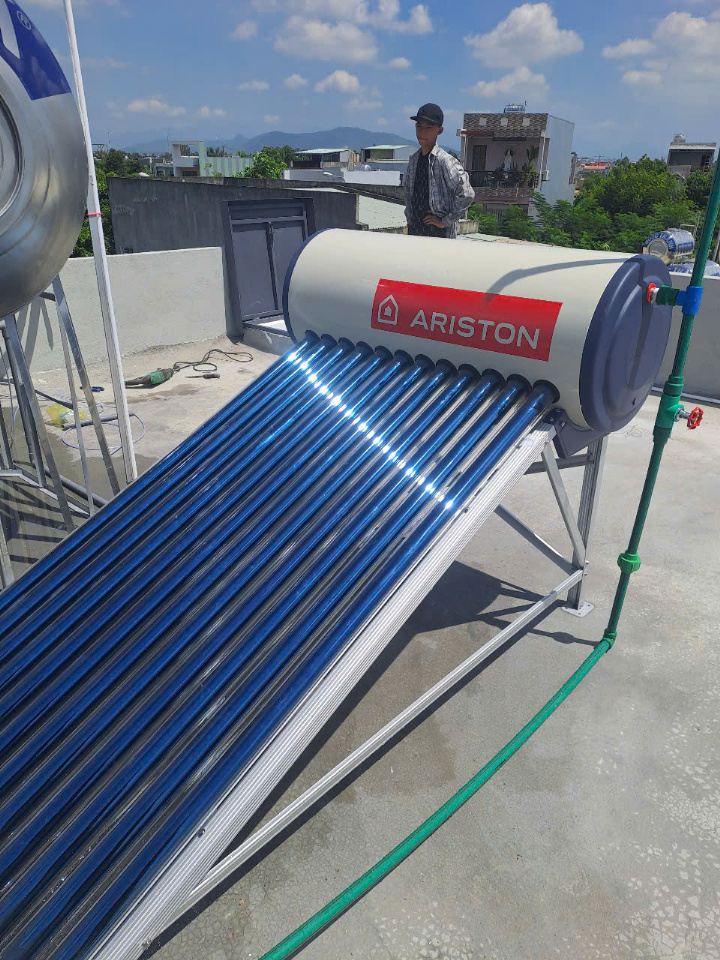 Lắp Máy Nước Nóng Năng Lượng Mặt Trời Đà Nẵng: Tiết Kiệm 90% Điện